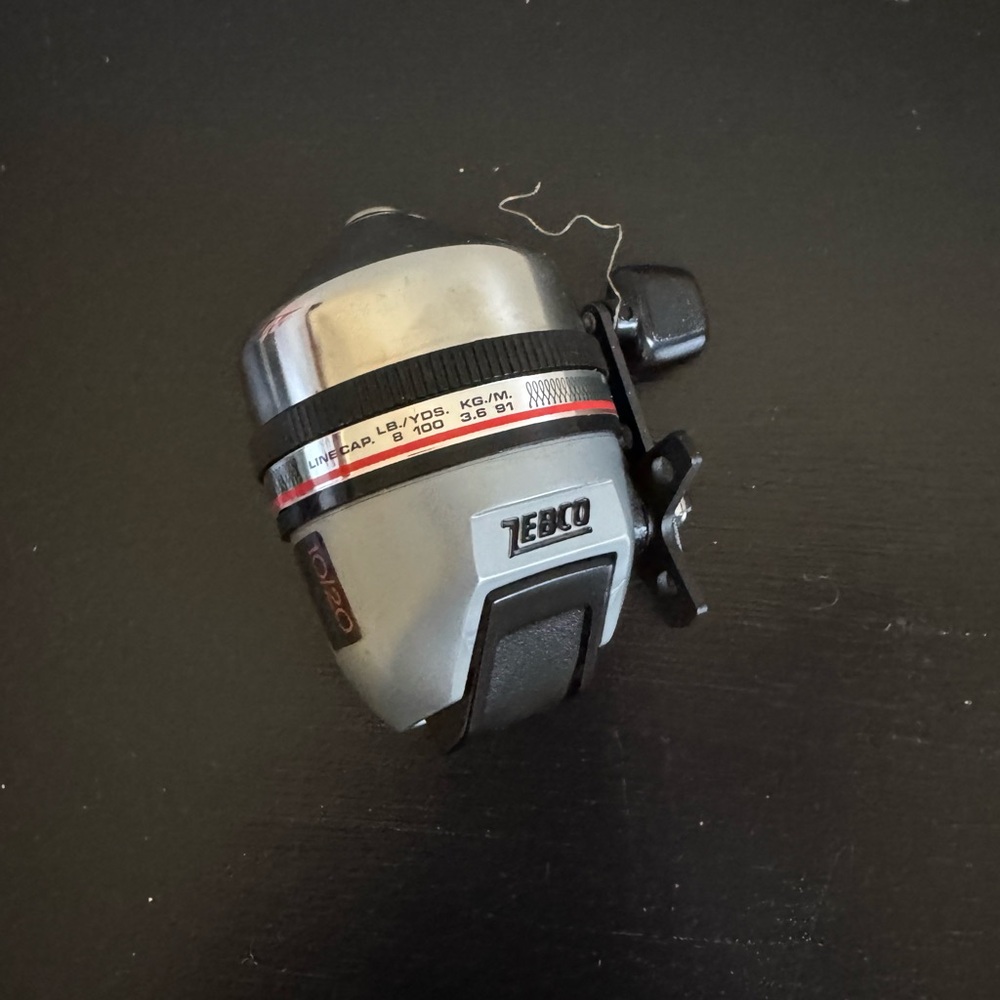 Zebco Silver 202 Spincast Reel - Smooth Casting